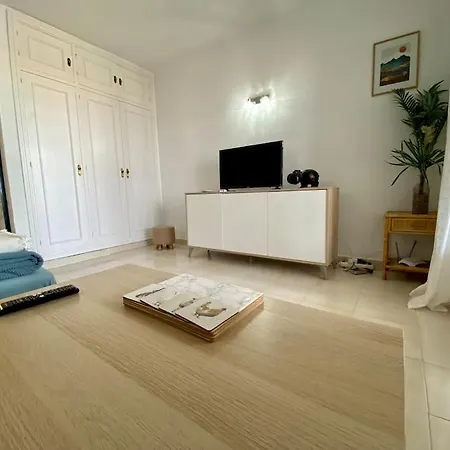 Bright And Cosy Ground-floor By The Sea * Costa De Antigua