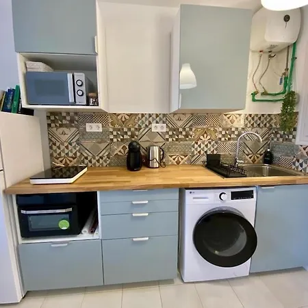 شقة Bright And Cosy Ground-floor By The Sea