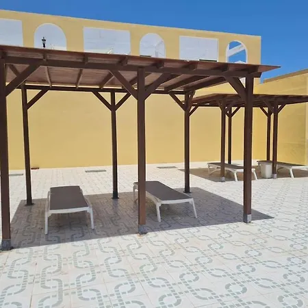 Bright And Cosy Ground-floor By The Sea Apartment *