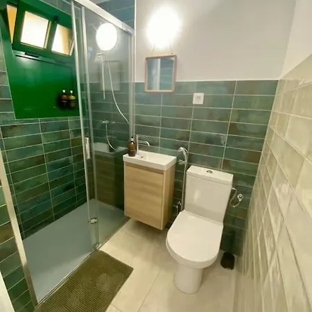 Bright And Cosy Ground-floor By The Sea Apartment Costa De Antigua